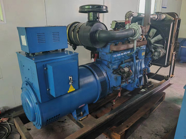 临颍100kW柴油发电机组使用多级机油有哪些优缺点？